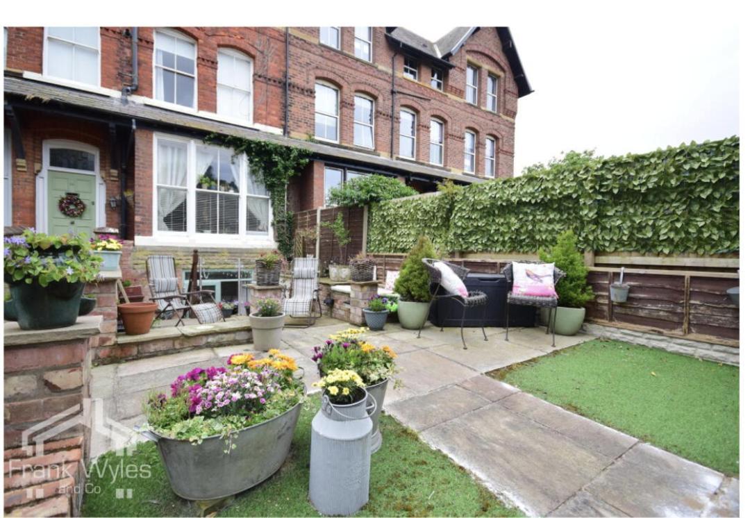 The Basement Apartamento Lytham St Annes Exterior foto